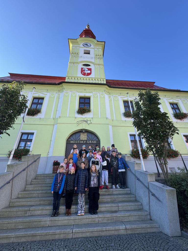 IV. A navštívila radnici města