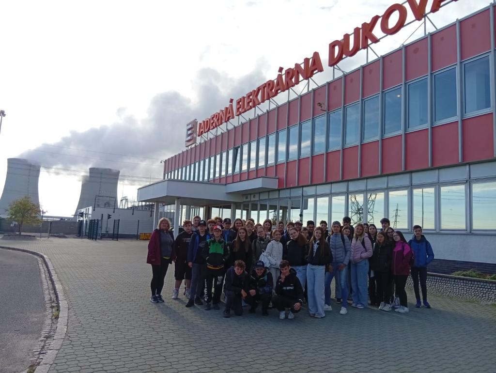 Exkurze do Dukovan a Jaroměřic nad Rokytnou (VIII.A, IX.A)