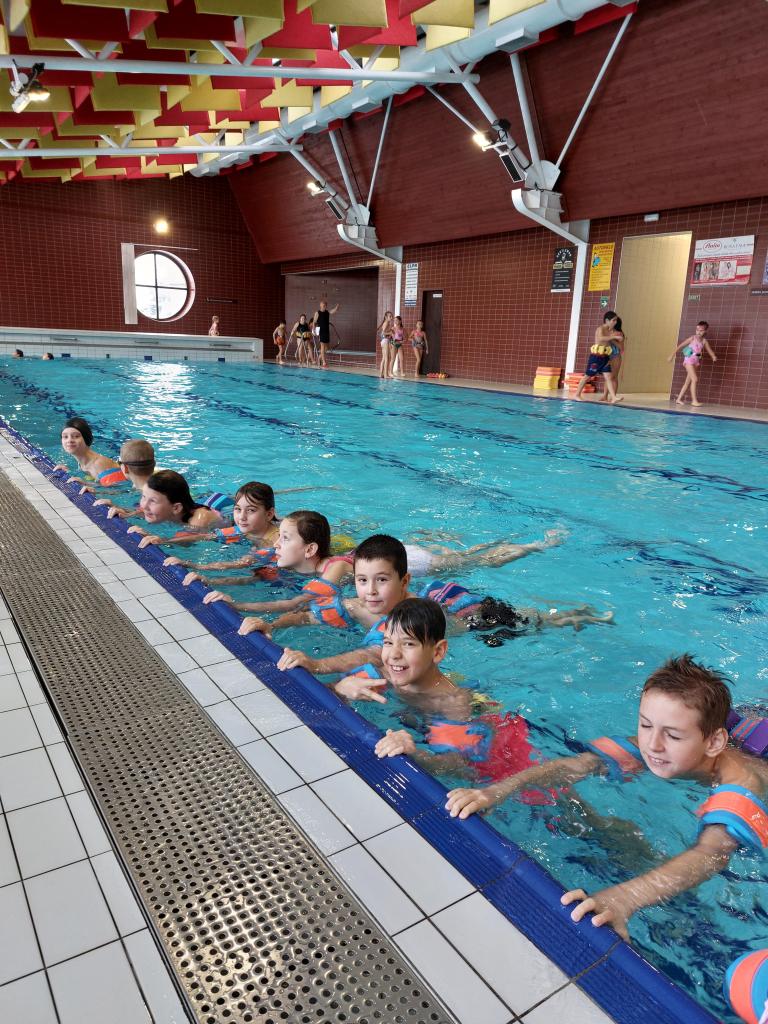 Plavecký výcvik u třeťáků