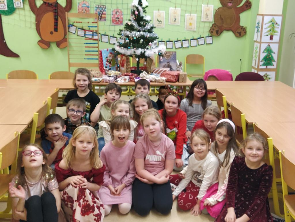 Vánoční besídka ve třídě Medvíďátek 