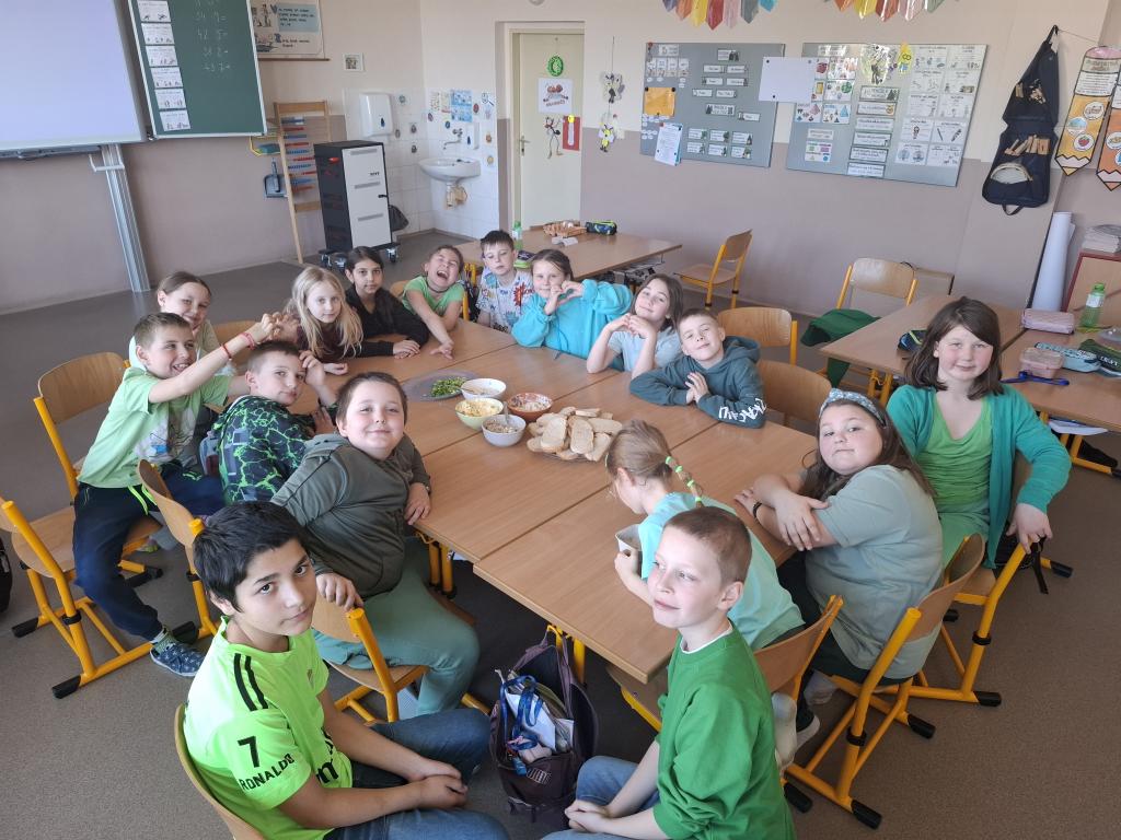 Pomazánkový den u Mravenečků (III.B)