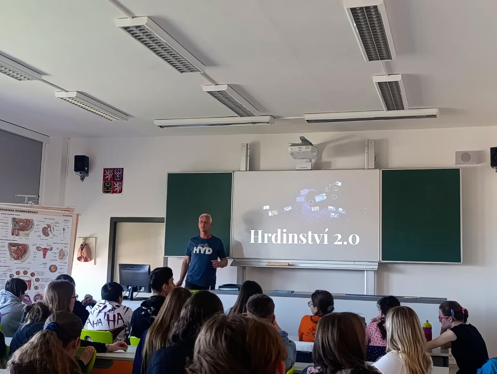 Přednáška Hrdinství