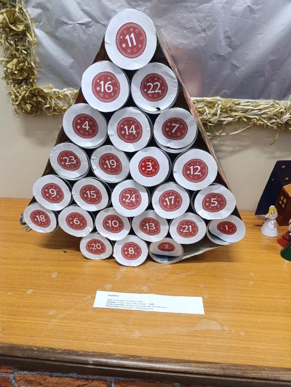 Adventní kalendář plný úkolů a tradic - den 1